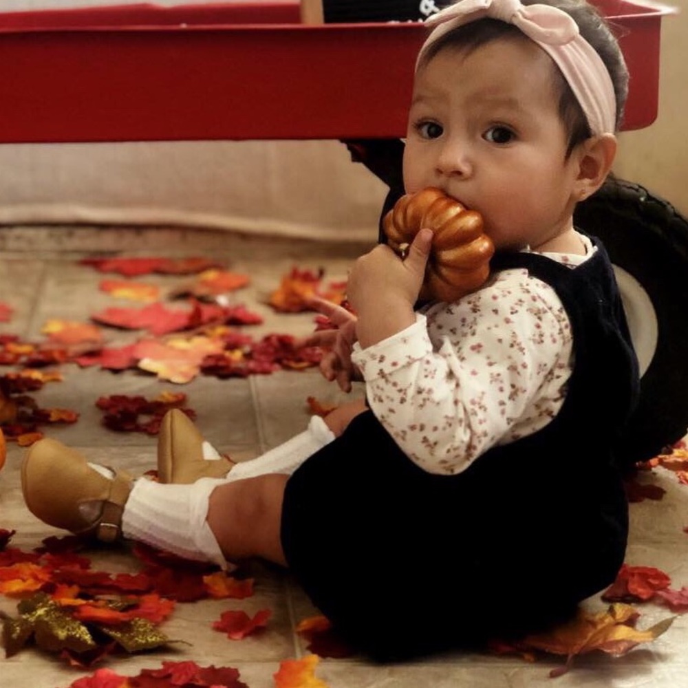 Meet your Posher, Leslie